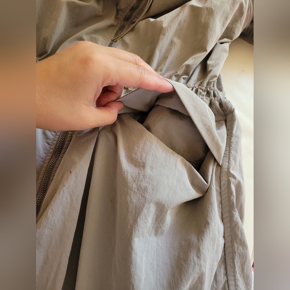 Lululemon Packable Jacket - Picture 5 of 5